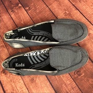 Women’s KEDs Size 6 Plaid Slip On Oxfords